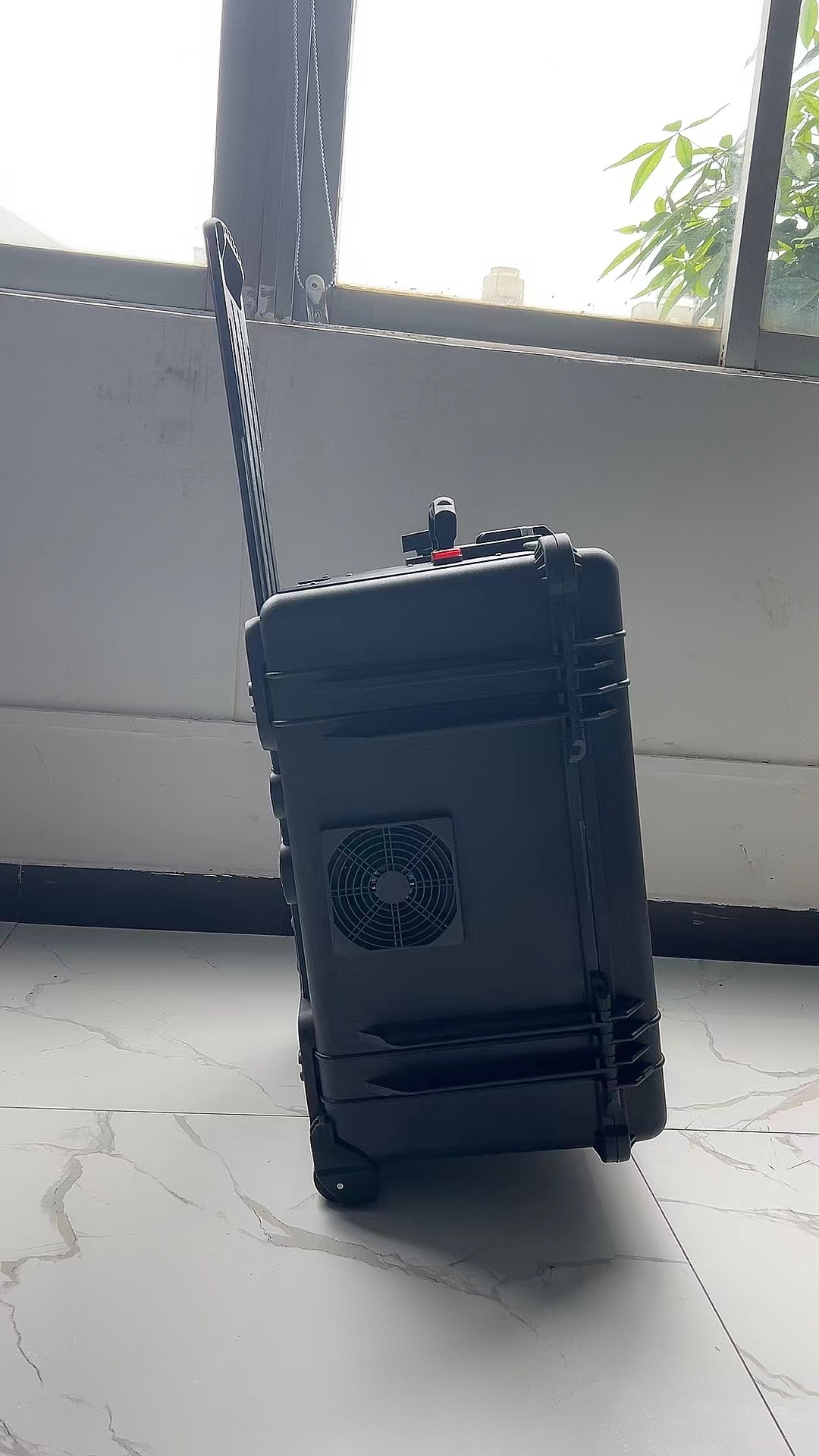 南芬手拉箱型移动通信干扰器